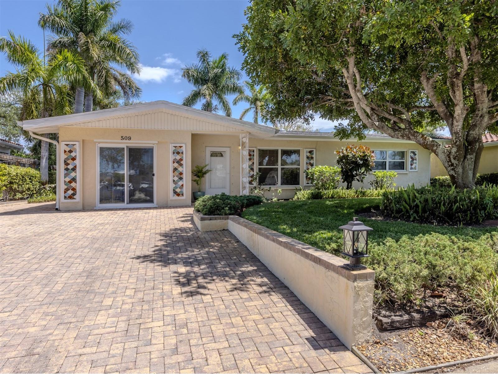 509 Harbor Drive S Venice FL 34285 N6143874 image1