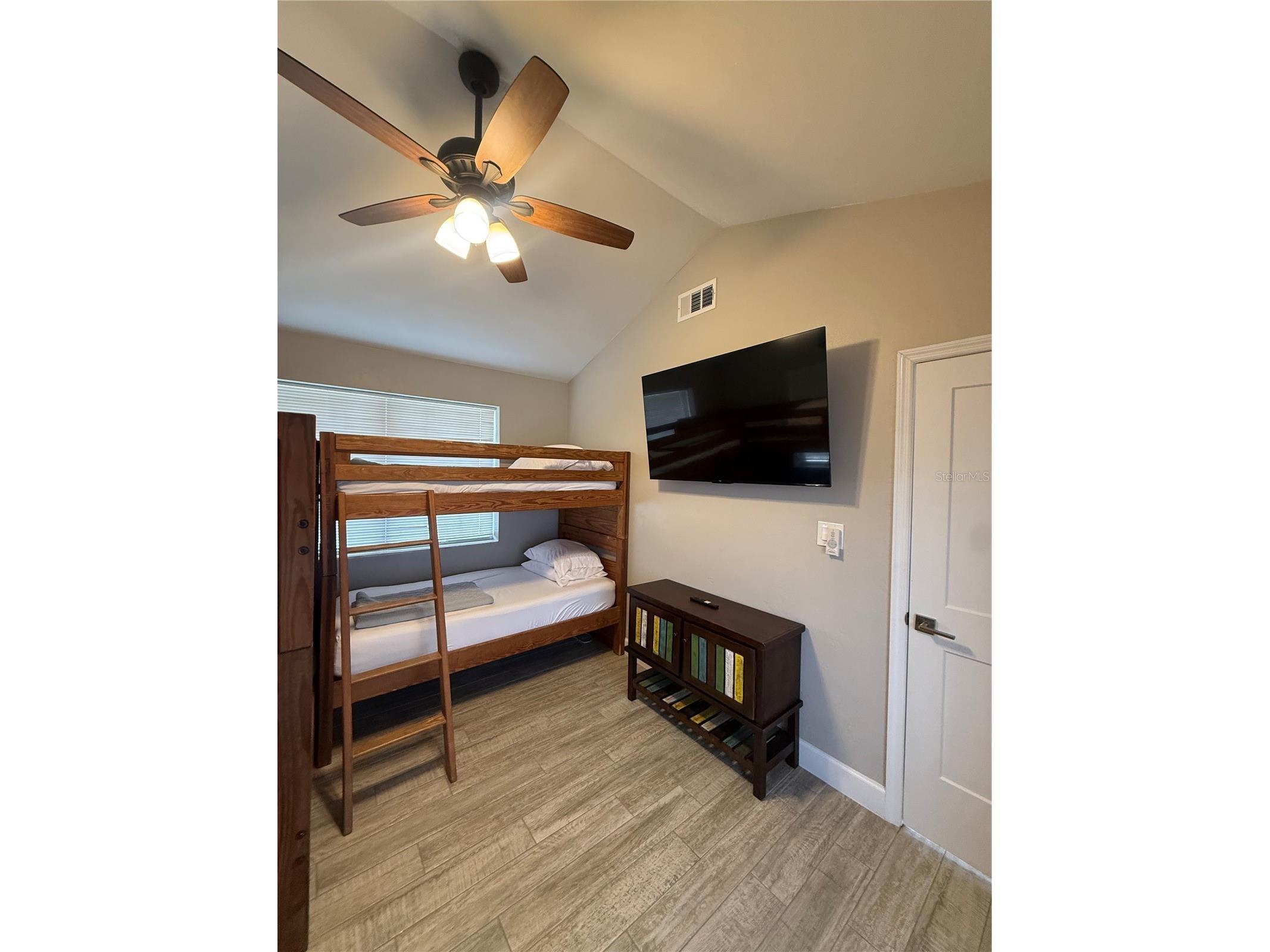 509 N Peninsula Avenue New Smyrna Beach FL 32169 O6402853 image23