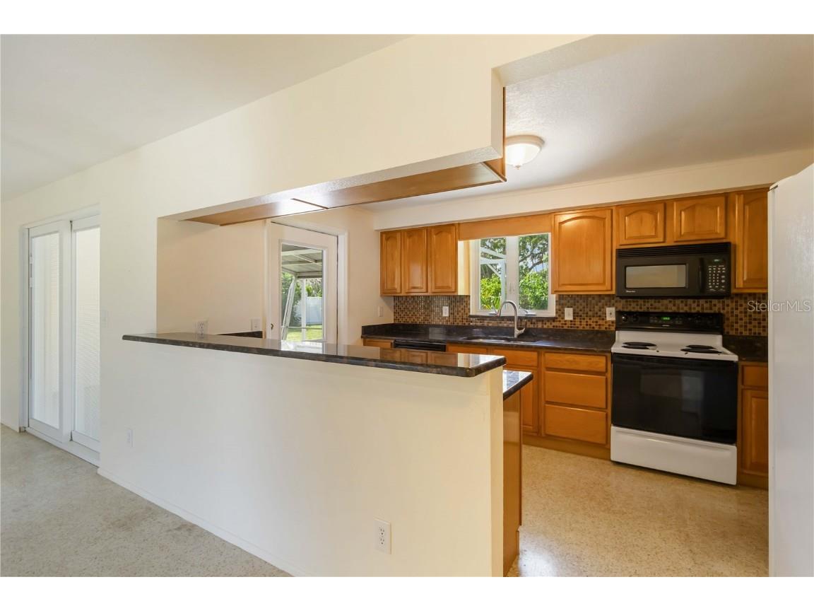 509 Palm Avenue Nokomis FL 34275 N6140174 image11