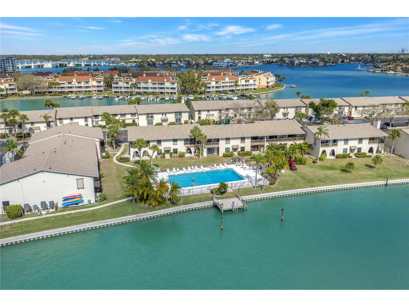 509 Plaza Seville Court #19 Treasure Island FL 33706 TB8484412 image1