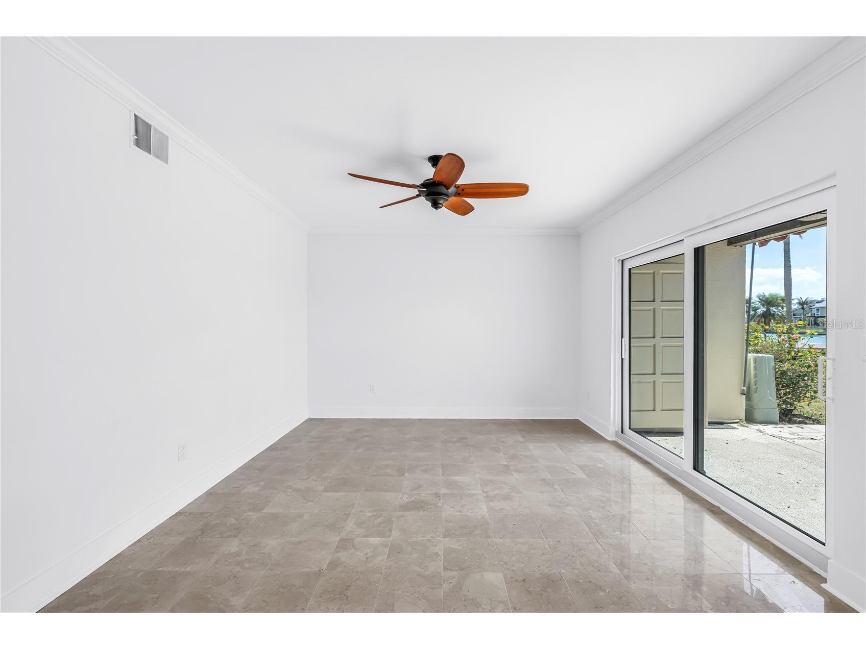 509 Plaza Seville Court #19 Treasure Island FL 33706 TB8484412 image10