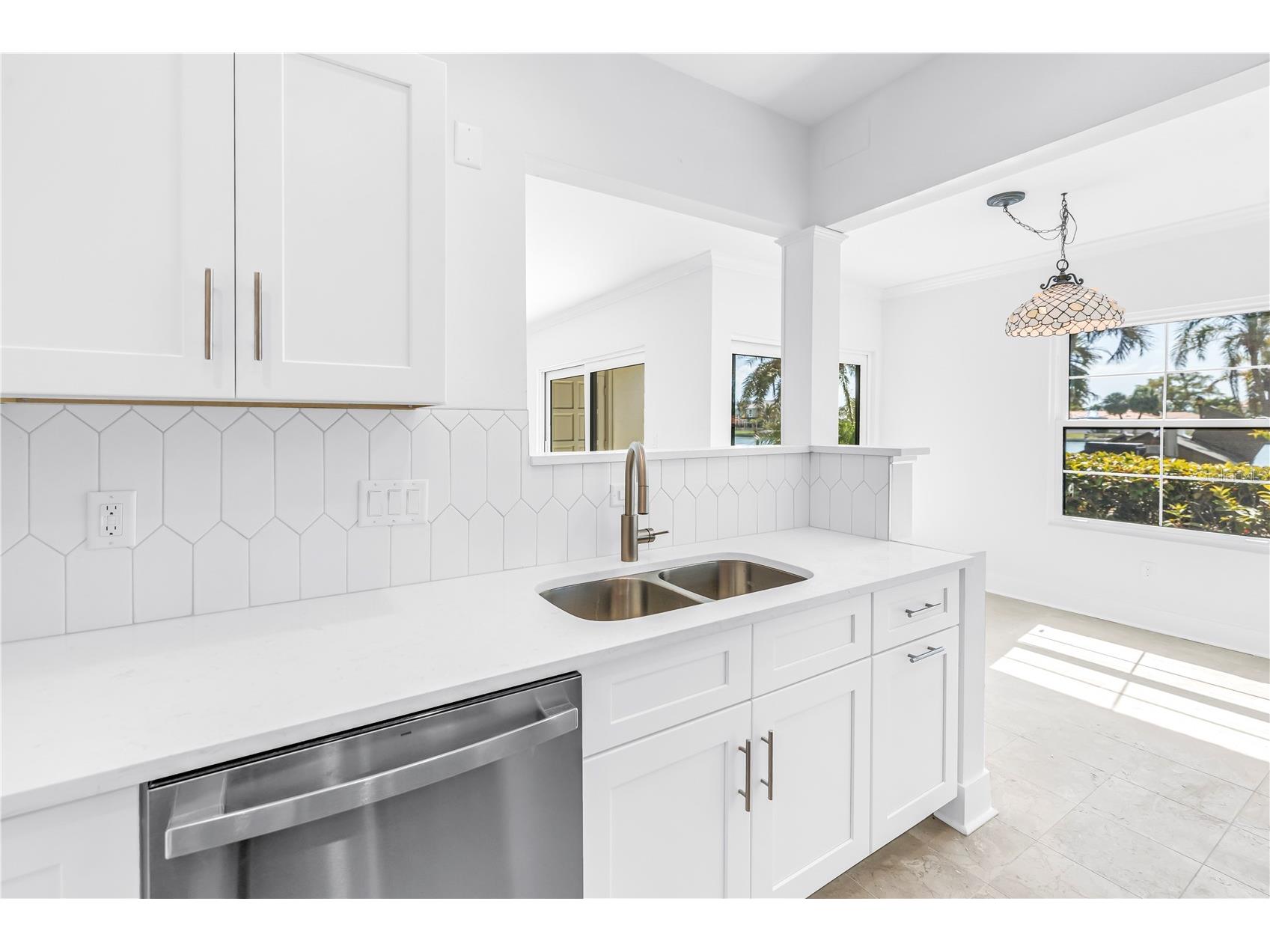509 Plaza Seville Court #19 Treasure Island FL 33706 TB8484412 image23