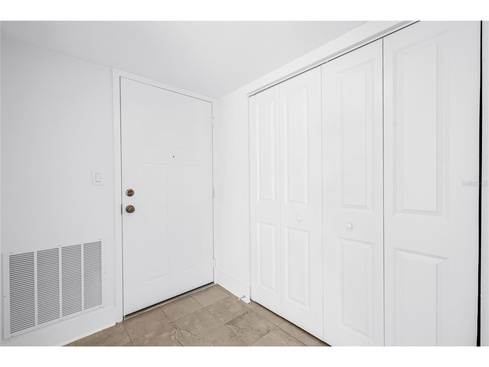 509 Plaza Seville Court #19 Treasure Island FL 33706 TB8484412 image26