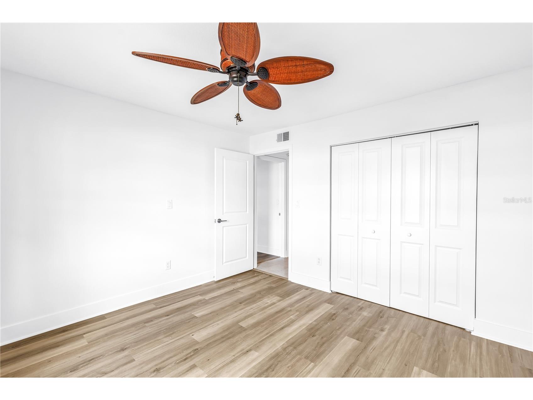 509 Plaza Seville Court #19 Treasure Island FL 33706 TB8484412 image27