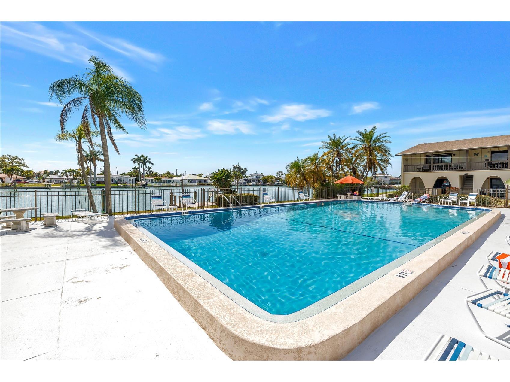 509 Plaza Seville Court #19 Treasure Island FL 33706 TB8484412 image48