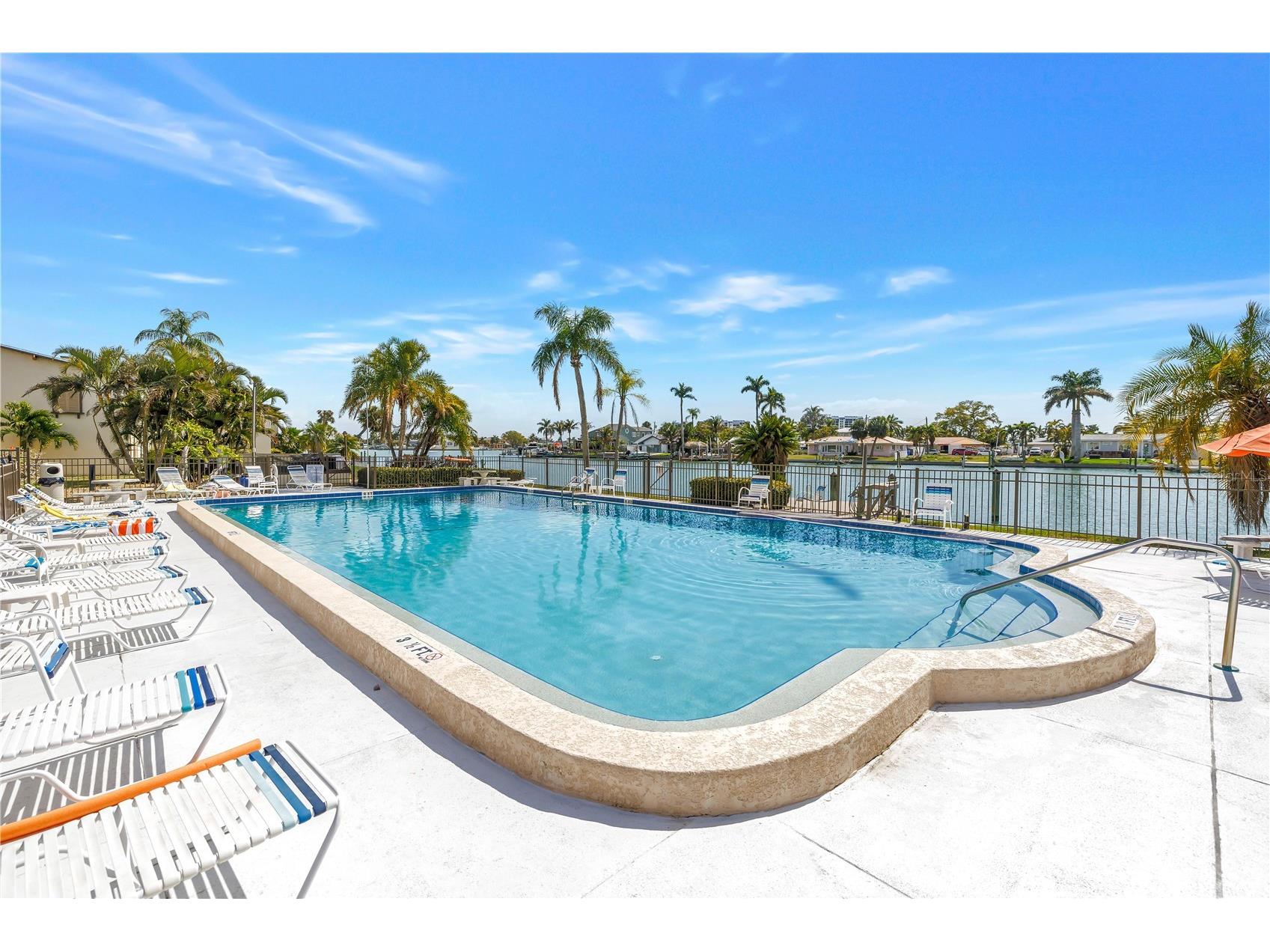 509 Plaza Seville Court #19 Treasure Island FL 33706 TB8484412 image6