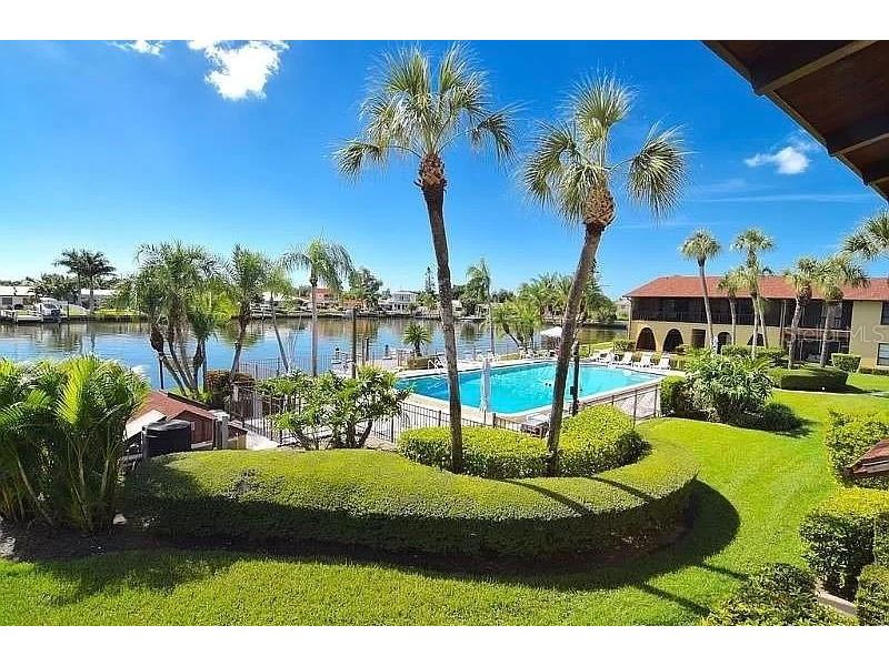 509 Plaza Seville Court #20 Treasure Island FL 33706 U8239084 image1