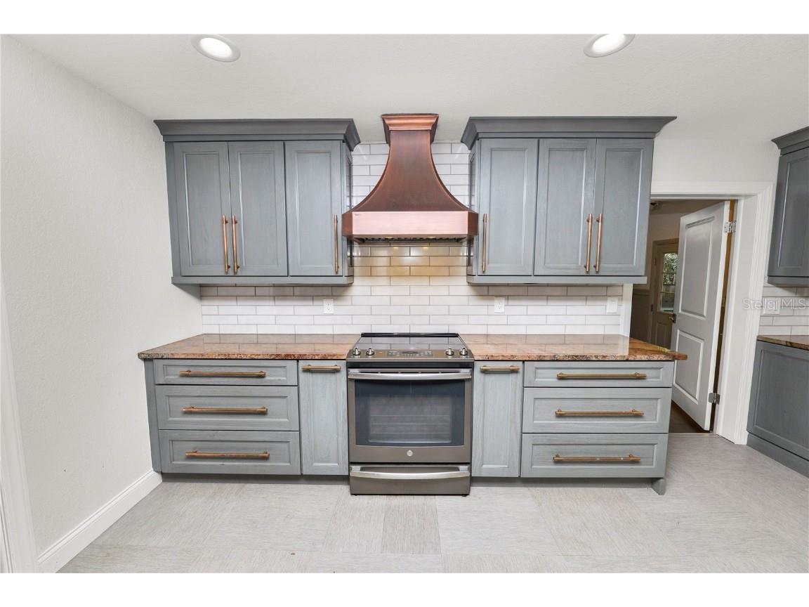 509 Rob Roy Street Lakeland FL 33813 L4953128 image12