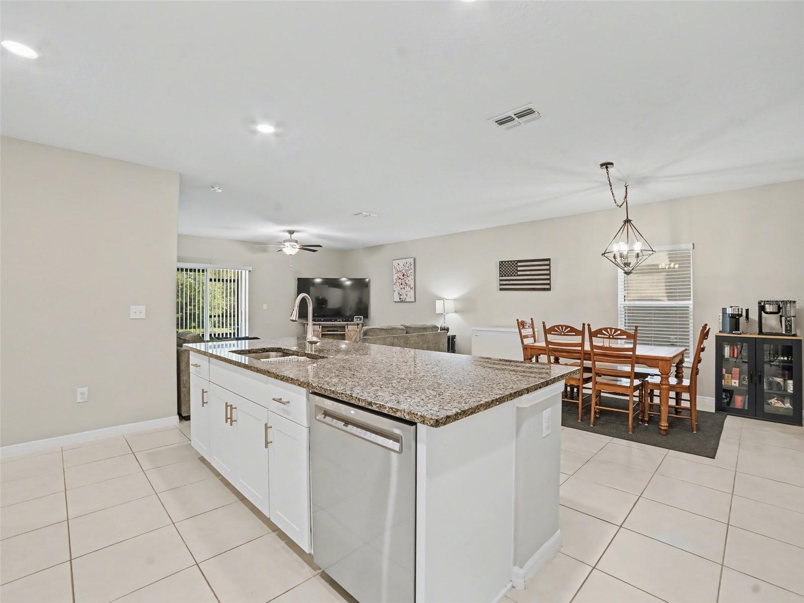 509 Royal Empress Drive Ruskin FL 33570 TB8492673 image6