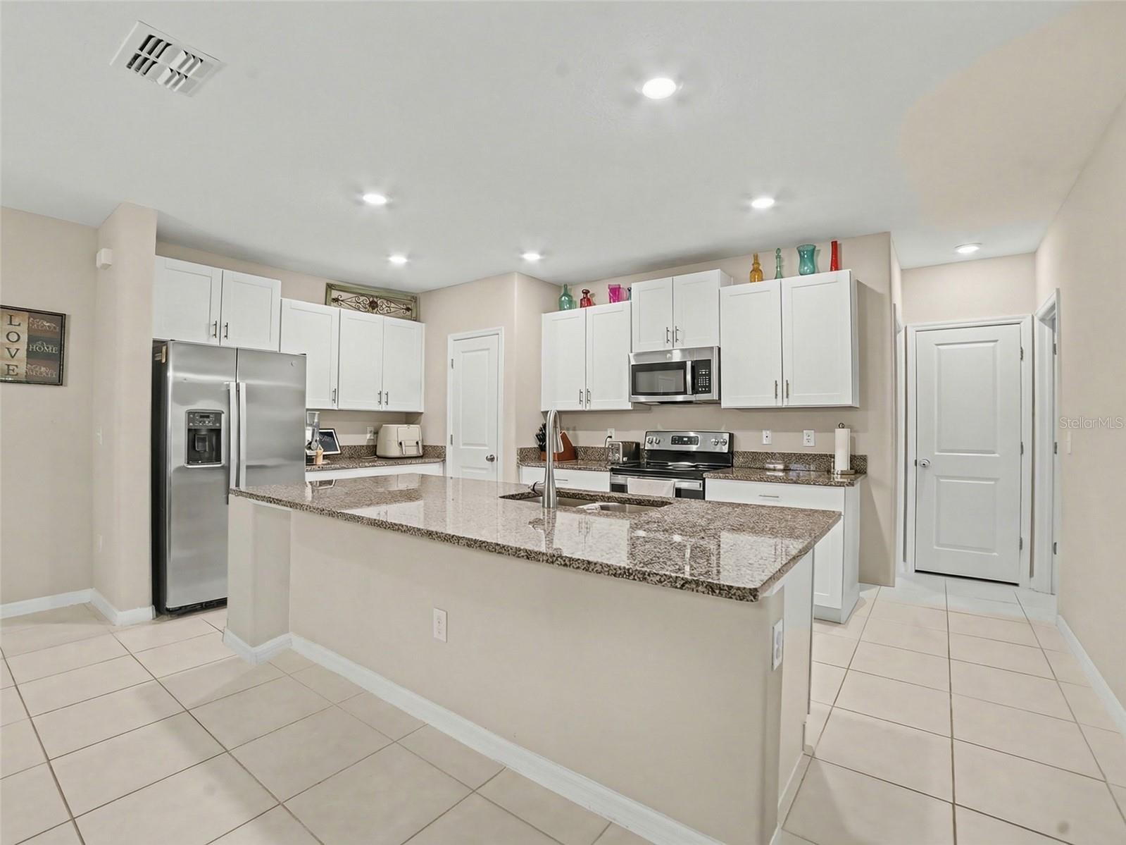 509 Royal Empress Drive Ruskin FL 33570 TB8492673 image7