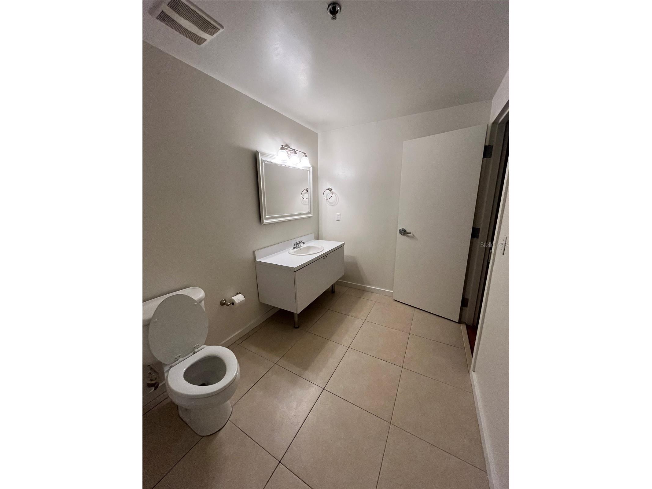 509 Tampa Street #2C Tampa FL 33602 TB8466724 image10