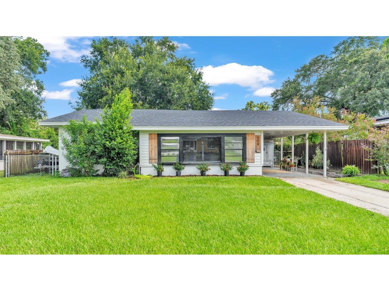 509 Young Place Lakeland FL 33803 L4946498 image1