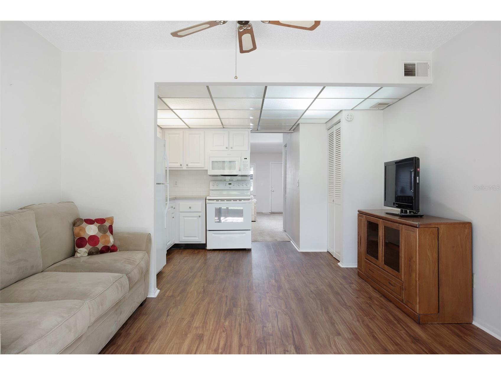 5090 Bay Street NE #121 Saint Petersburg FL 33703 TB8522157 image10