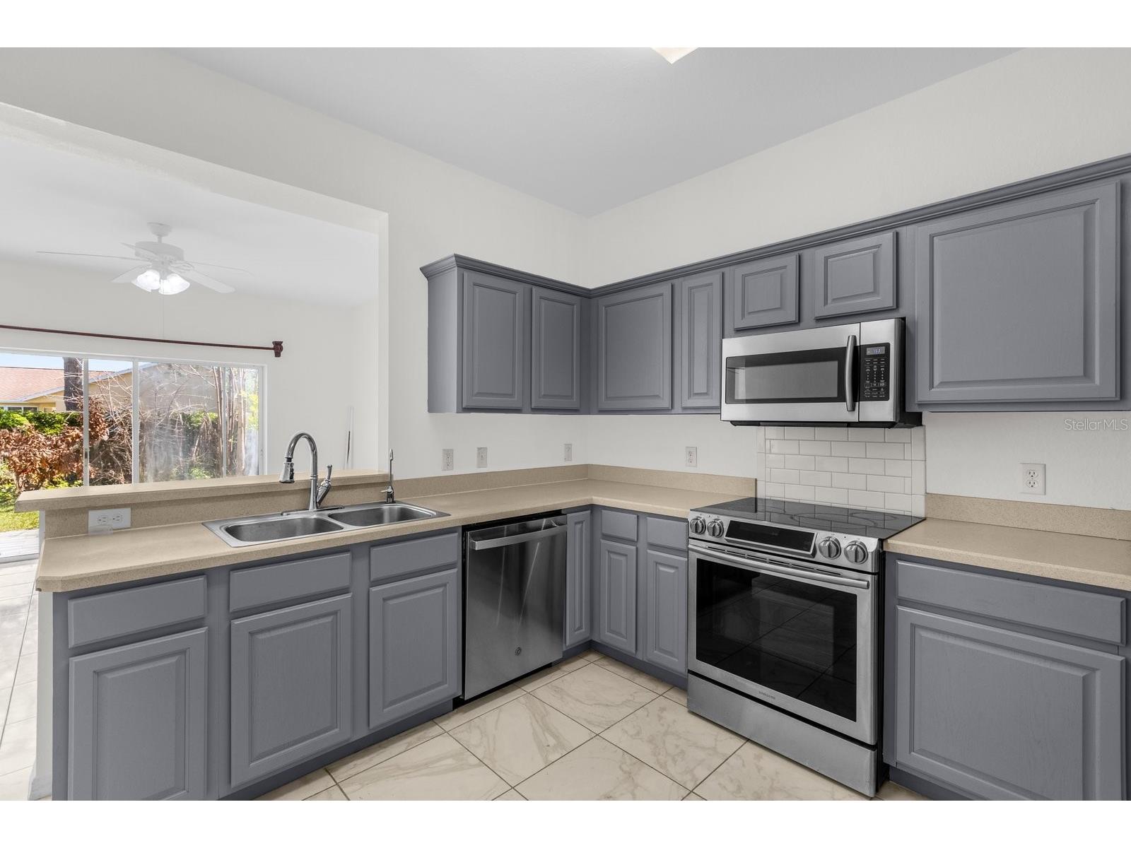 5090 NE 122nd Boulevard Oxford FL 34484 O6400484 image6