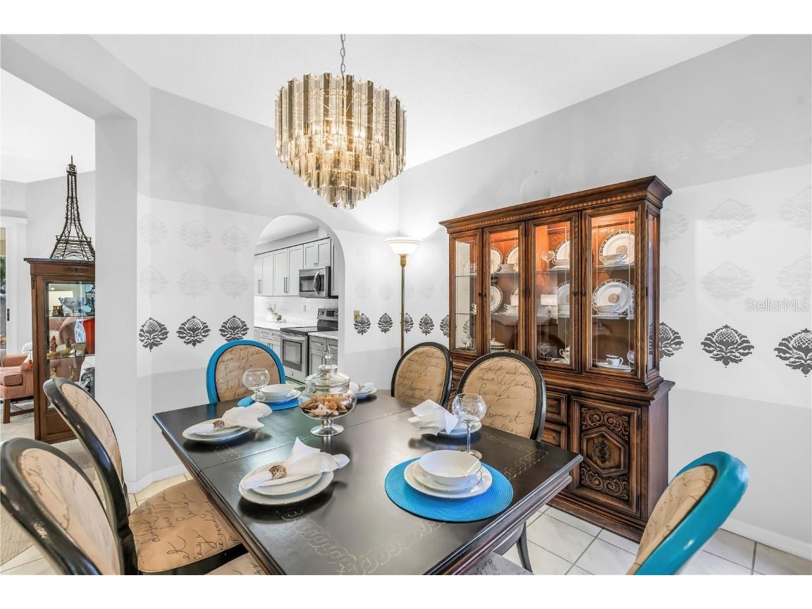 5090 White Pine Circle NE Saint Petersburg FL 33702 TB8396121 image13