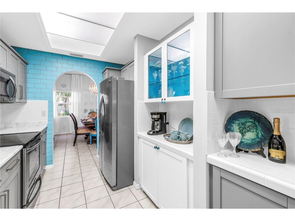 5090 White Pine Circle NE Saint Petersburg FL 33702 TB8396121 image21