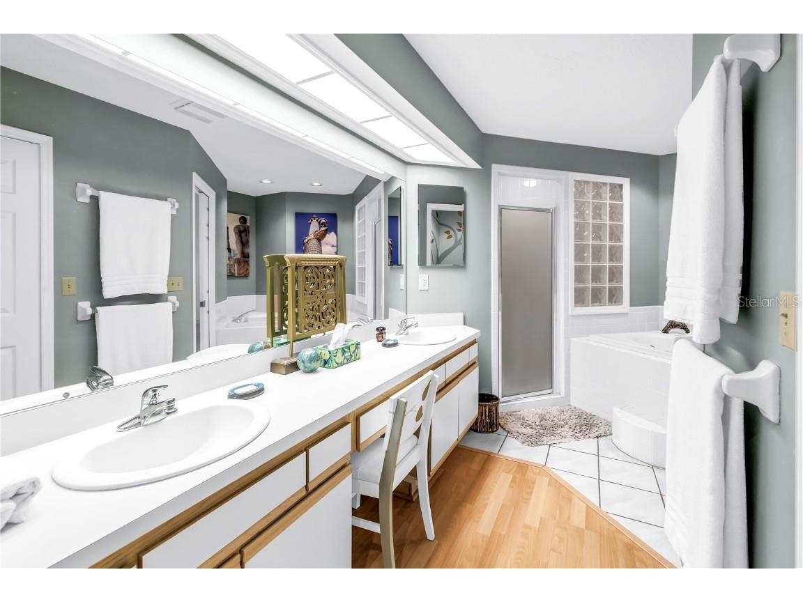 5090 White Pine Circle NE Saint Petersburg FL 33702 TB8396121 image38