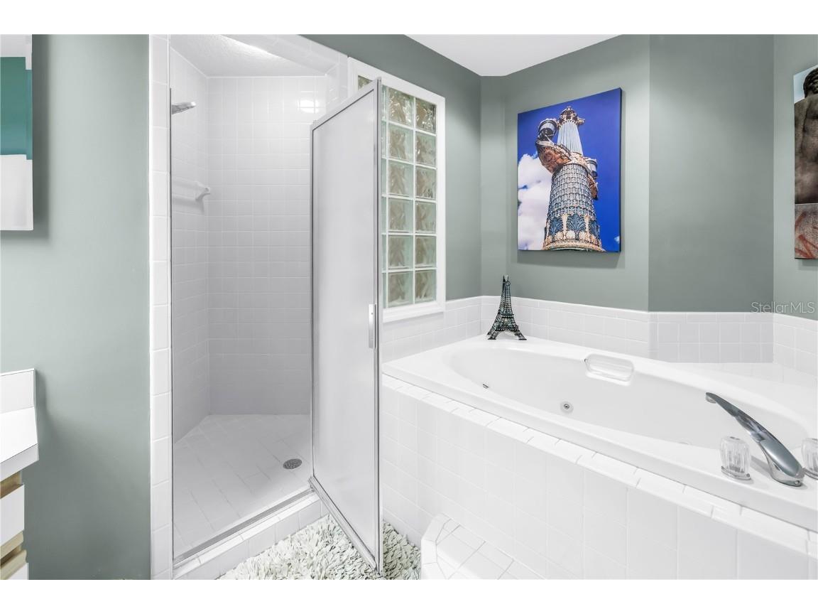 5090 White Pine Circle NE Saint Petersburg FL 33702 TB8396121 image40