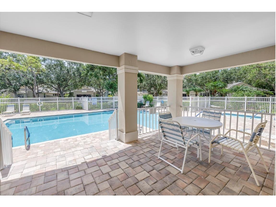 5090 White Pine Circle NE Saint Petersburg FL 33702 TB8396121 image58