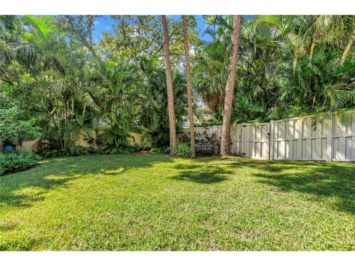 5090 White Pine Circle NE Saint Petersburg FL 33702 TB8396121 image61