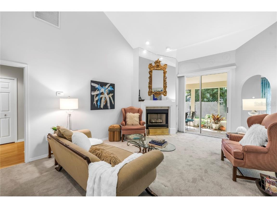 5090 White Pine Circle NE Saint Petersburg FL 33702 TB8396121 image7