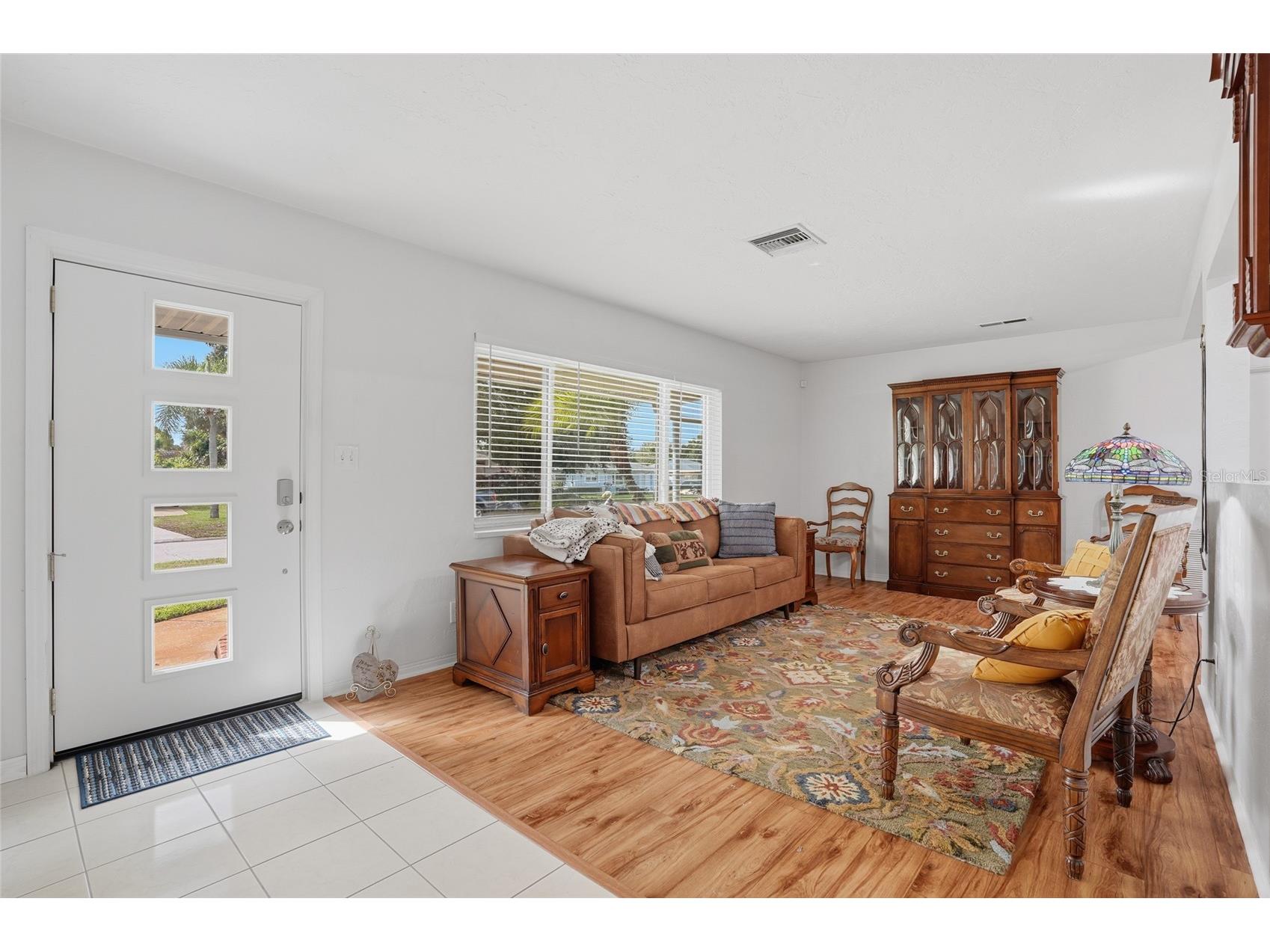 5091 35th Terrace N Saint Petersburg FL 33710 TB8464723 image4