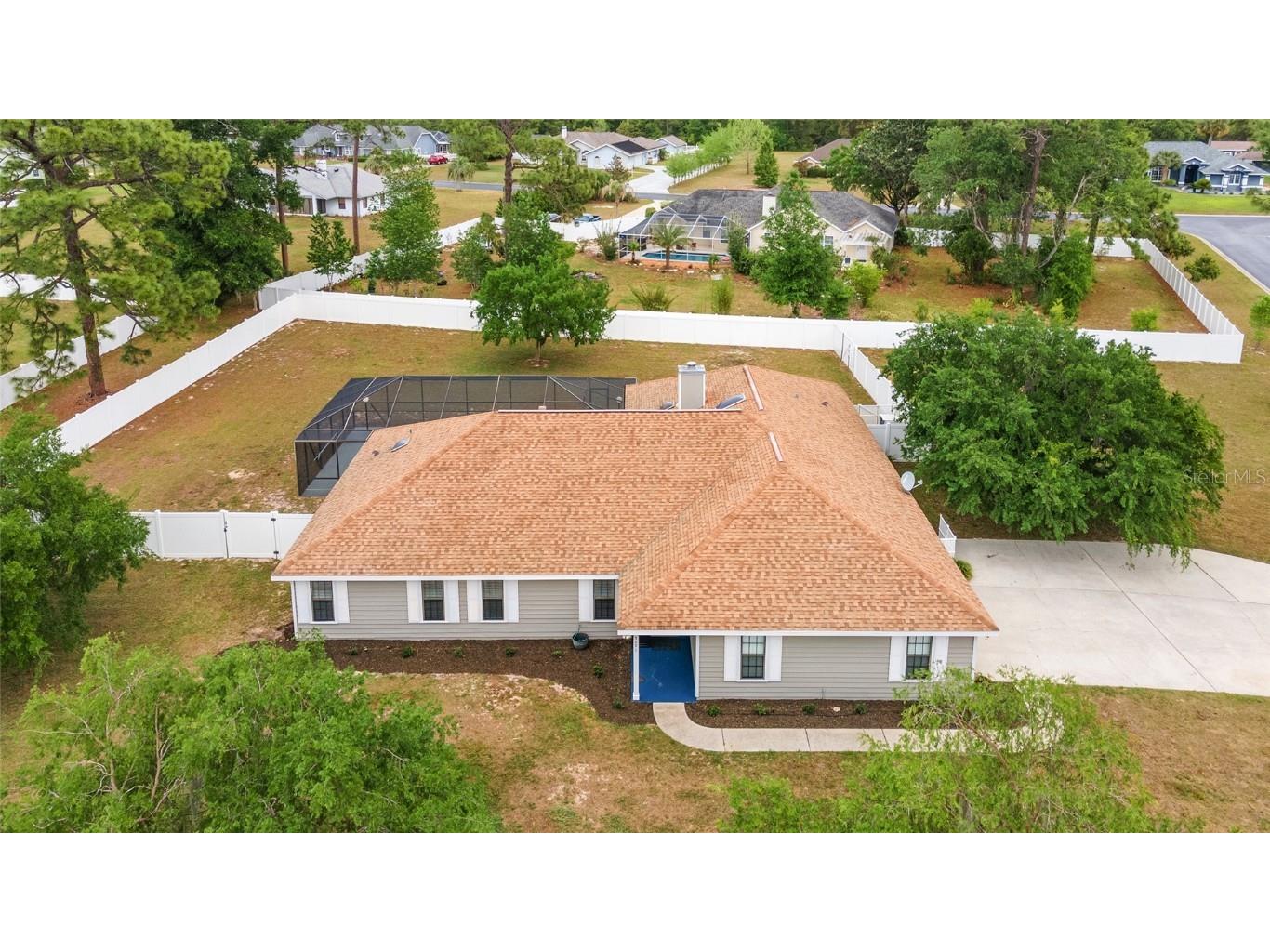 5091 NE 61st Avenue Road Silver Springs FL 34488 OM656527 image1