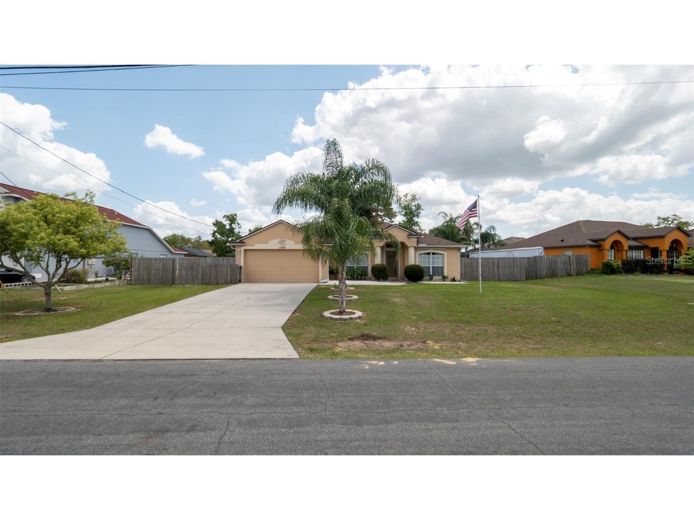 5092 Roble Avenue Spring Hill FL 34608 W7874321 image1