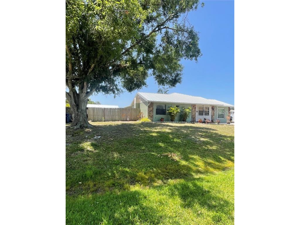 5094 Bunyan Street Sarasota FL 34232 A4652574 image1