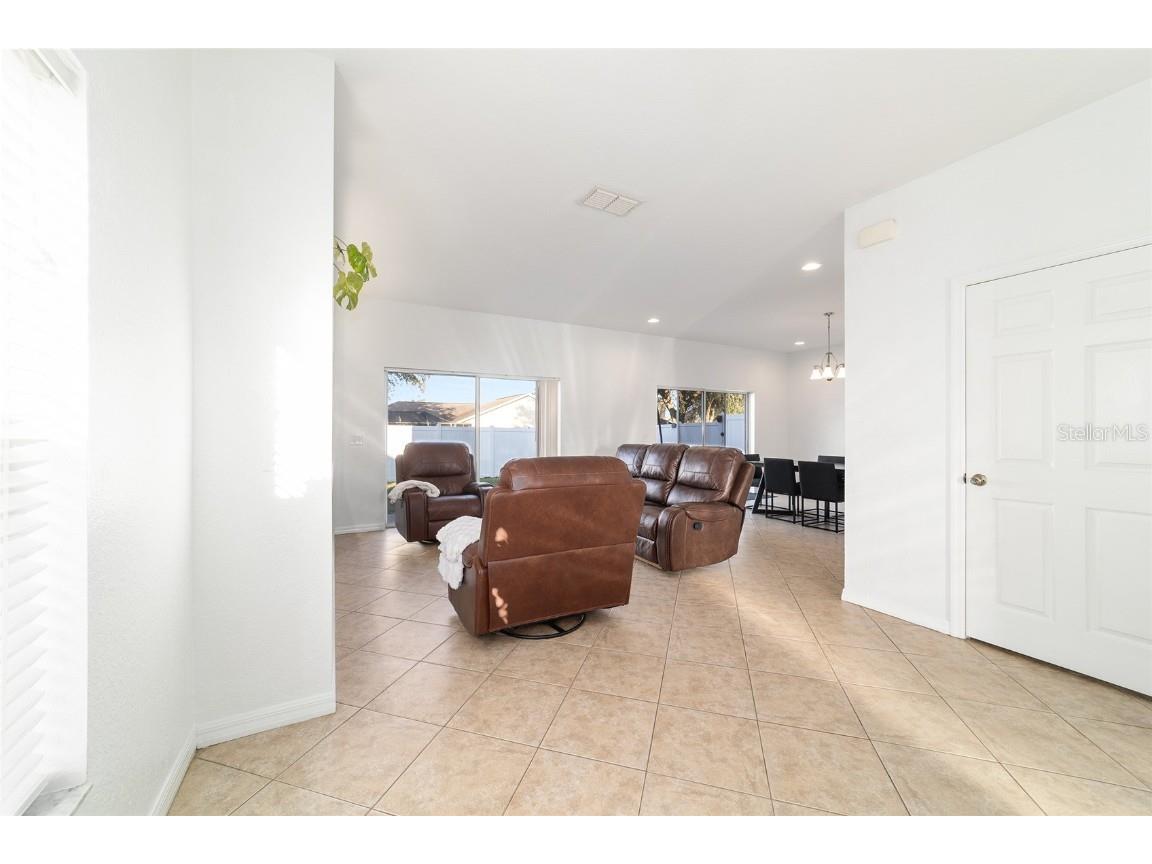 5094 NE 122nd Boulevard Oxford FL 34484 OM712430 image12