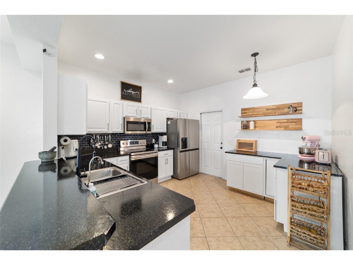 5094 NE 122nd Boulevard Oxford FL 34484 OM712430 image32