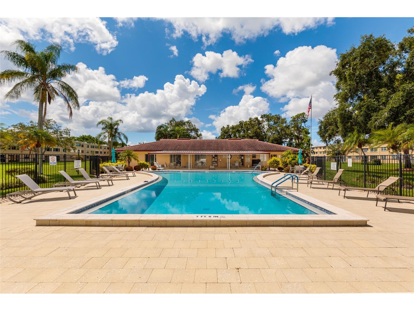 5095 Bay Street NE #102 Saint Petersburg FL 33703 TB8462793 image24