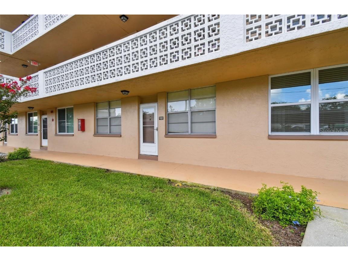 5095 Bay Street NE #103 Saint Petersburg FL 33703 TB8409934 image2