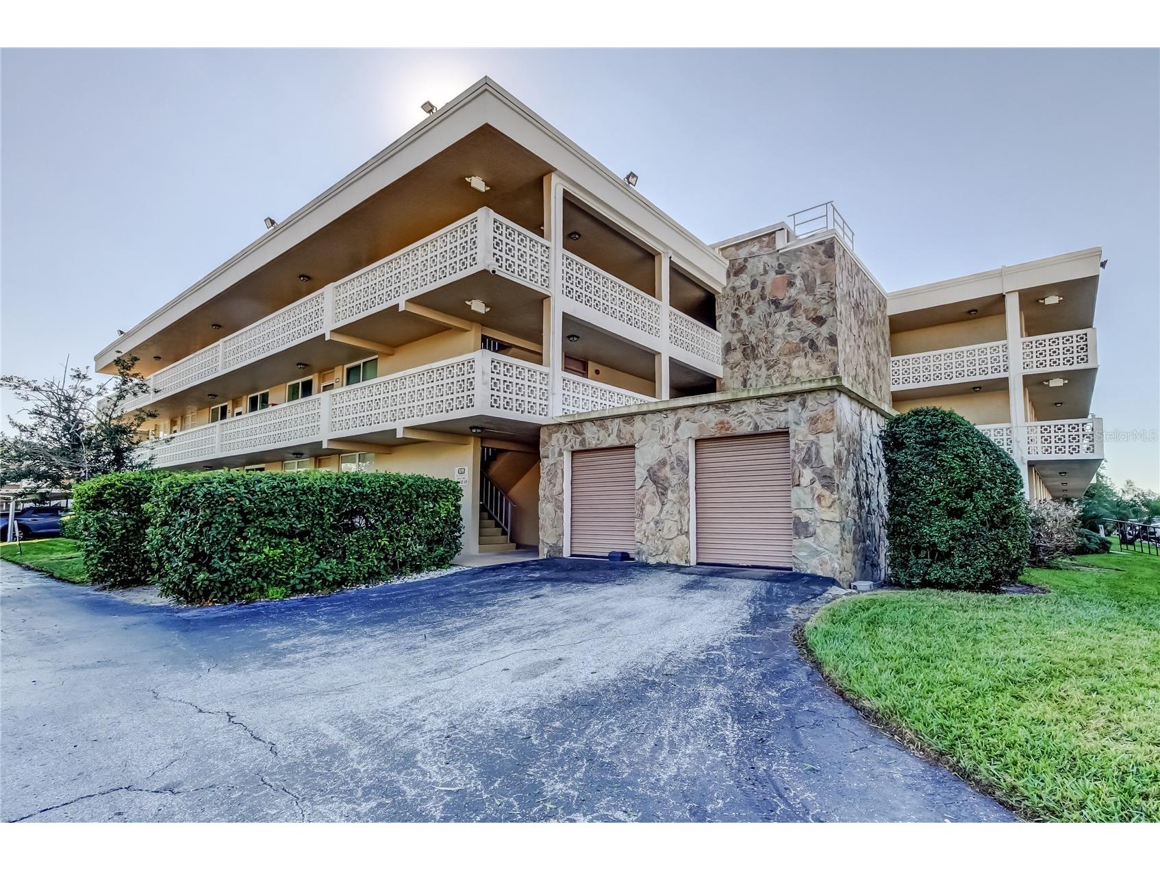 5095 Bay Street NE #104 Saint Petersburg FL 33703 TB8481774 image1