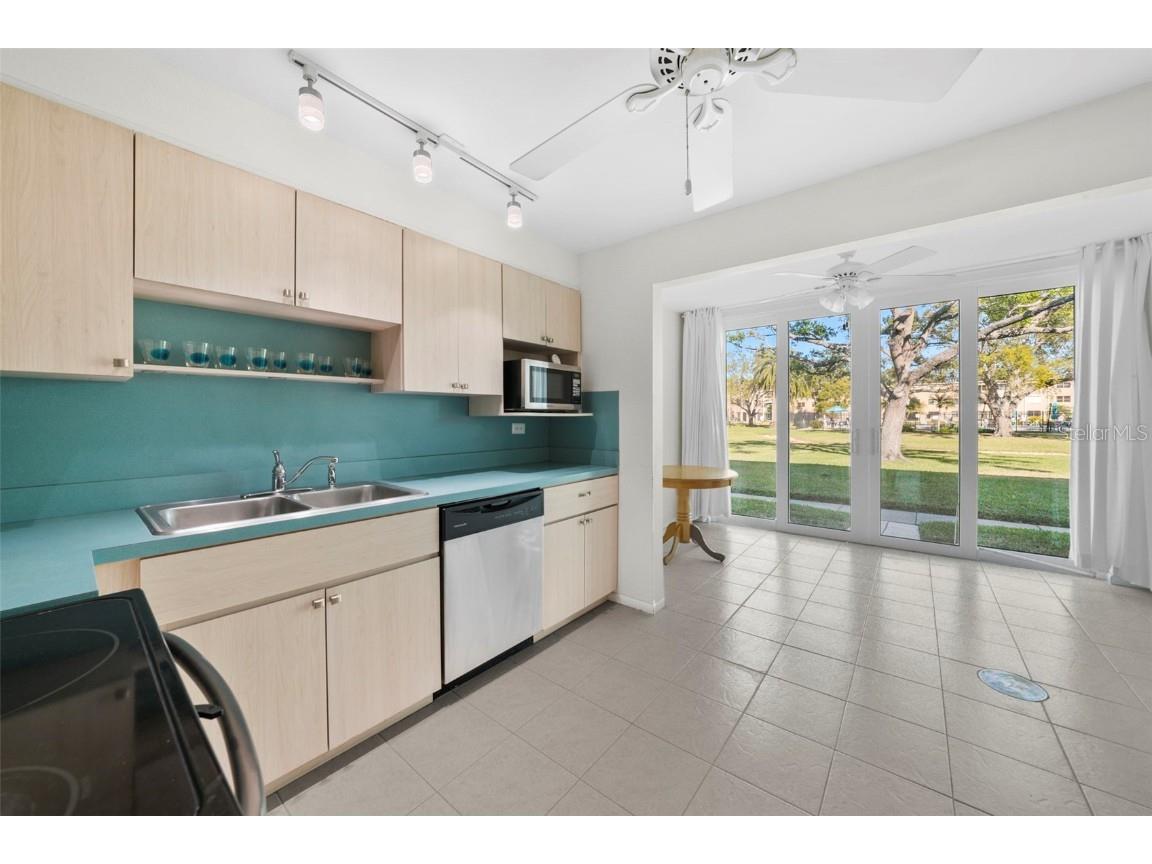 5095 Bay Street NE #114 Saint Petersburg FL 33703 U8250173 image13