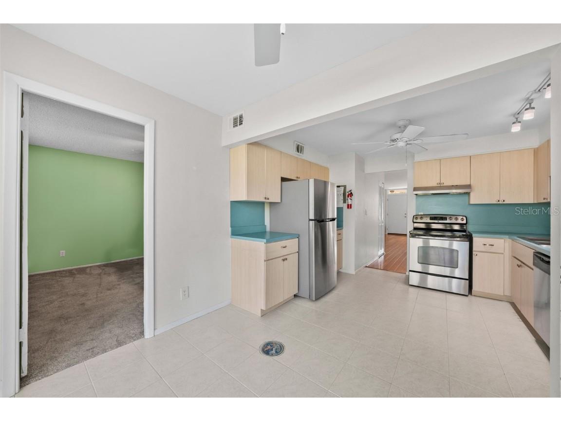 5095 Bay Street NE #114 Saint Petersburg FL 33703 U8250173 image16