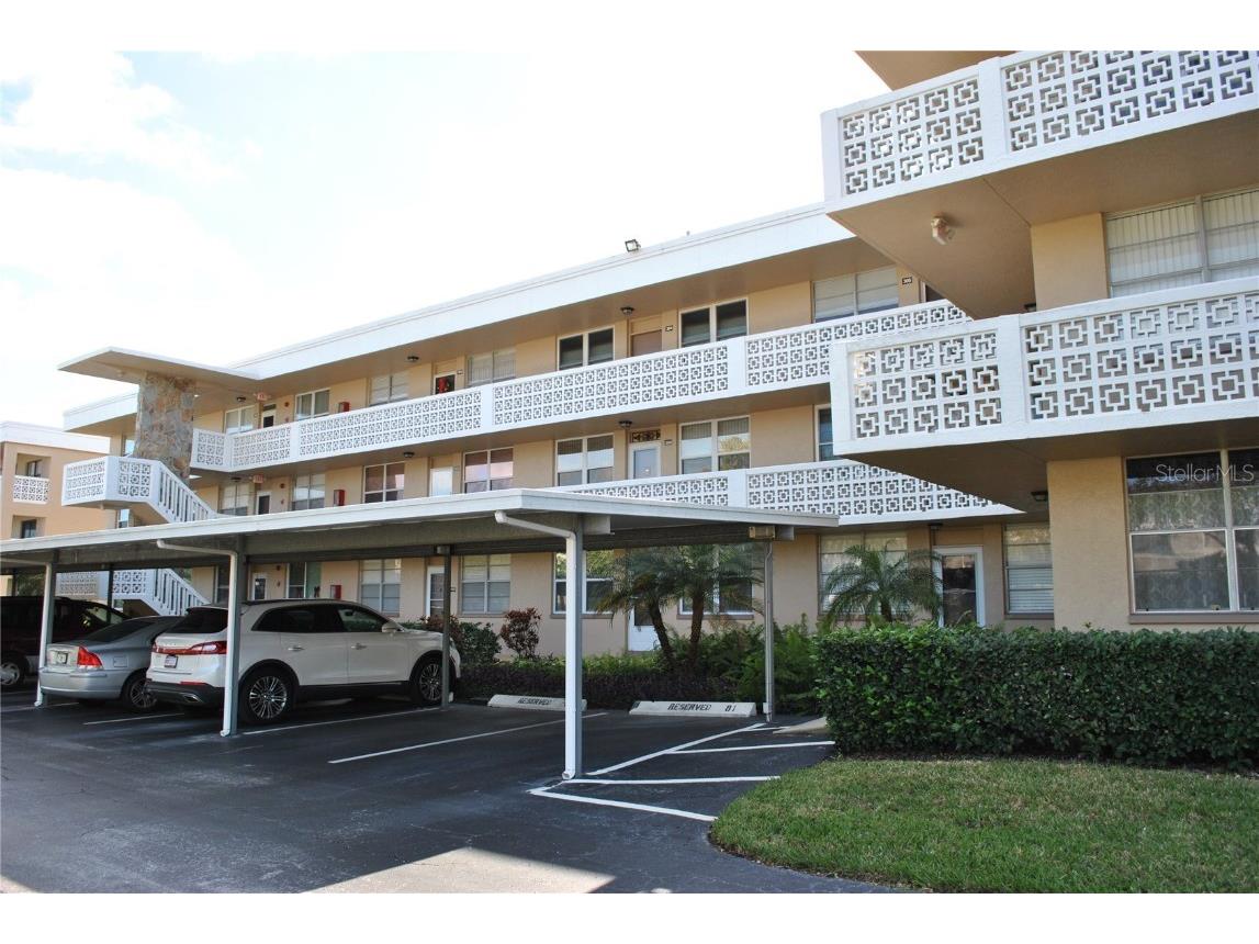 5095 Bay Street NE #304 Saint Petersburg FL 33703 U8225684 image1