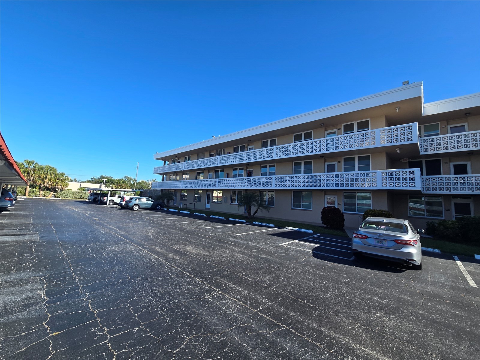 5095 Bay Street NE #310 Saint Petersburg FL 33703 TB8458845 image1