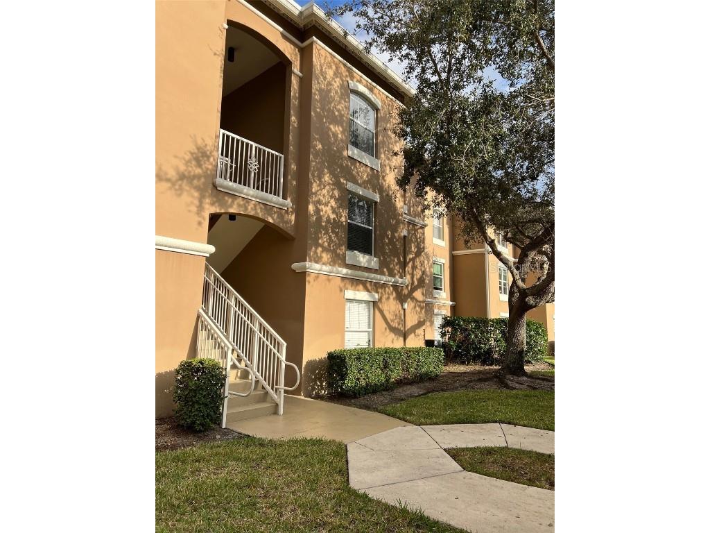 5095 Fairways Circle #I306 Vero Beach FL 32967 O6363339 image1