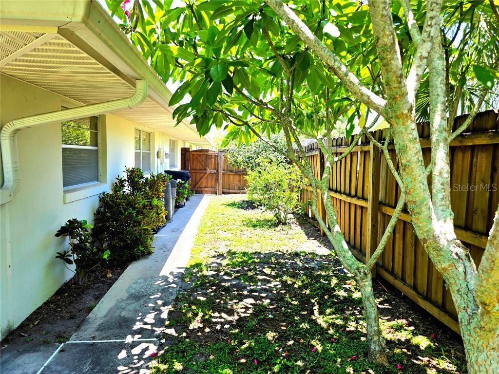 5096 The Oaks Circle Orlando FL 32809 O6319380 image7