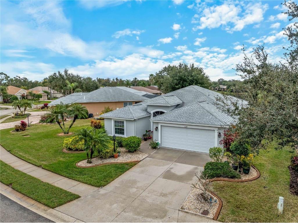 5097 Creekside Trail Sarasota FL 34243 A4677245 image1