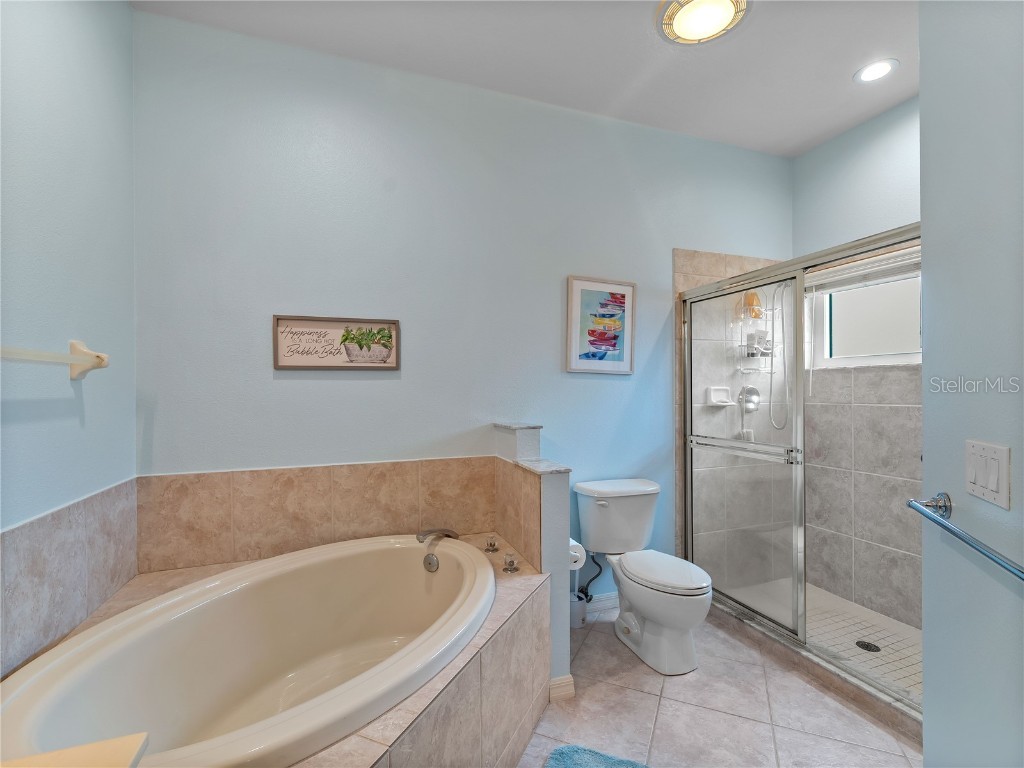 5097 Creekside Trail Sarasota FL 34243 A4677245 image36