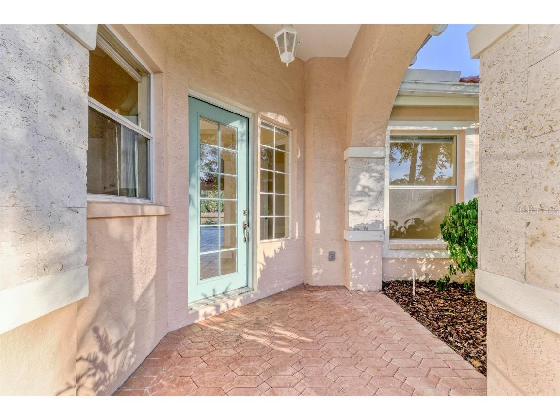 5098 Hanging Moss Lane Sarasota FL 34238 N6141857 image3