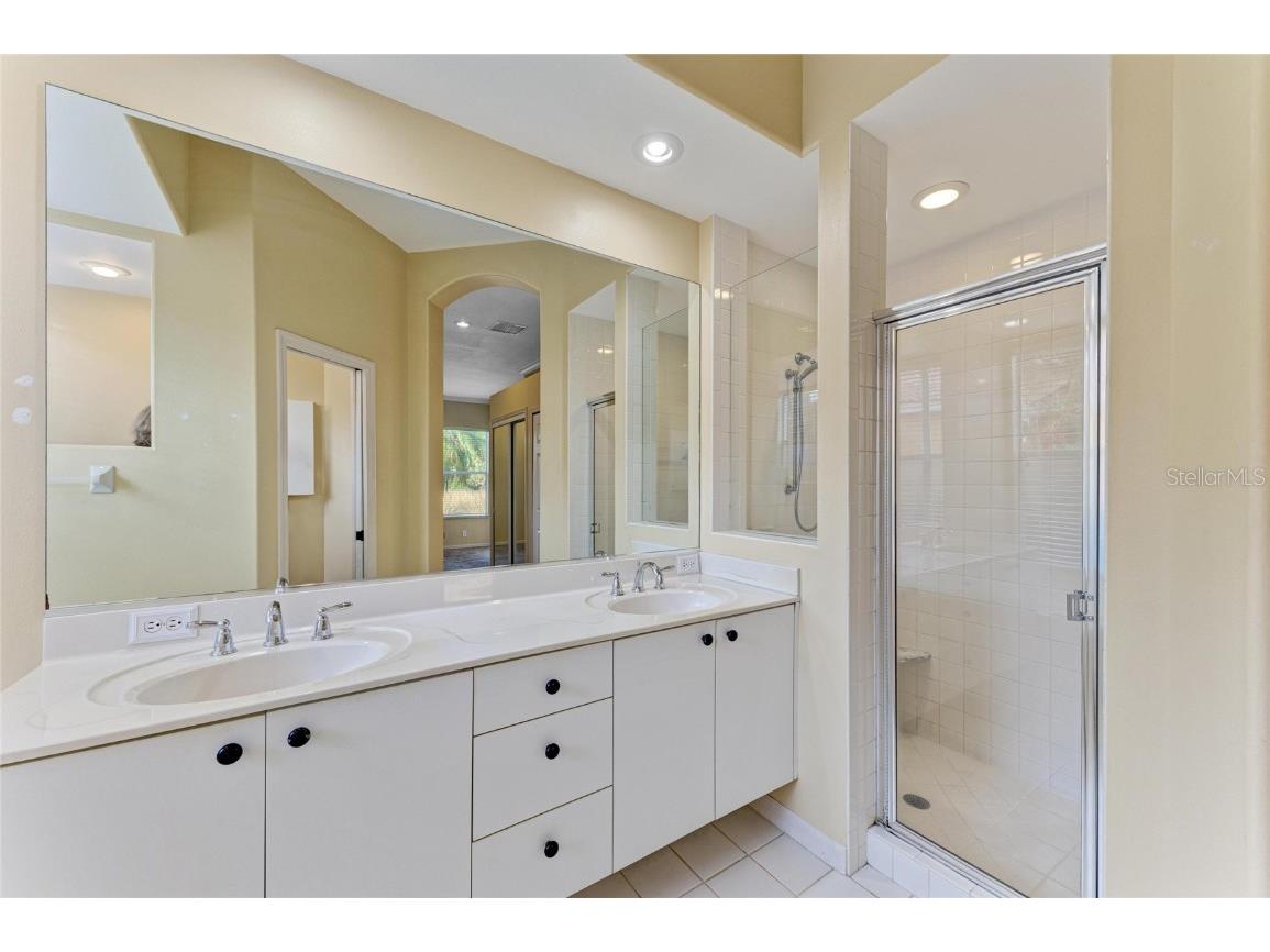 5098 Hanging Moss Lane Sarasota FL 34238 N6141857 image38