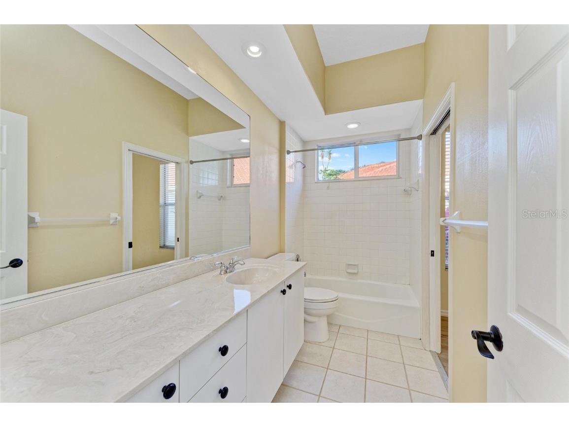 5098 Hanging Moss Lane Sarasota FL 34238 N6141857 image42