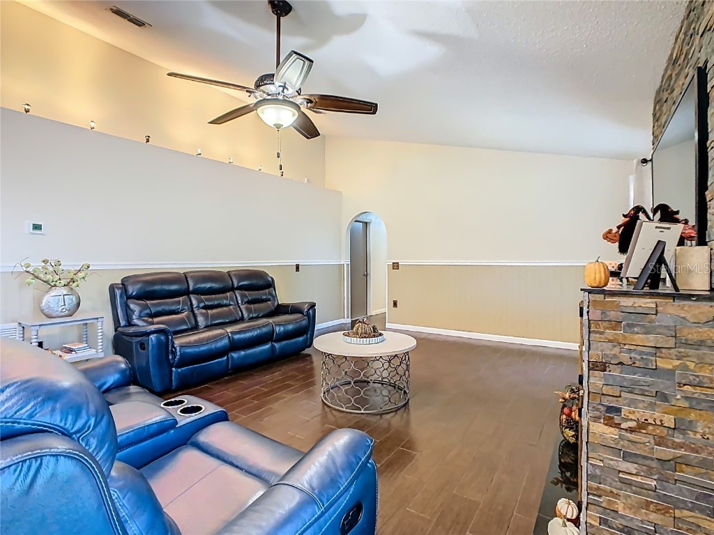 50989 Highway 27 #400 Davenport FL 33897 P4937048 image11