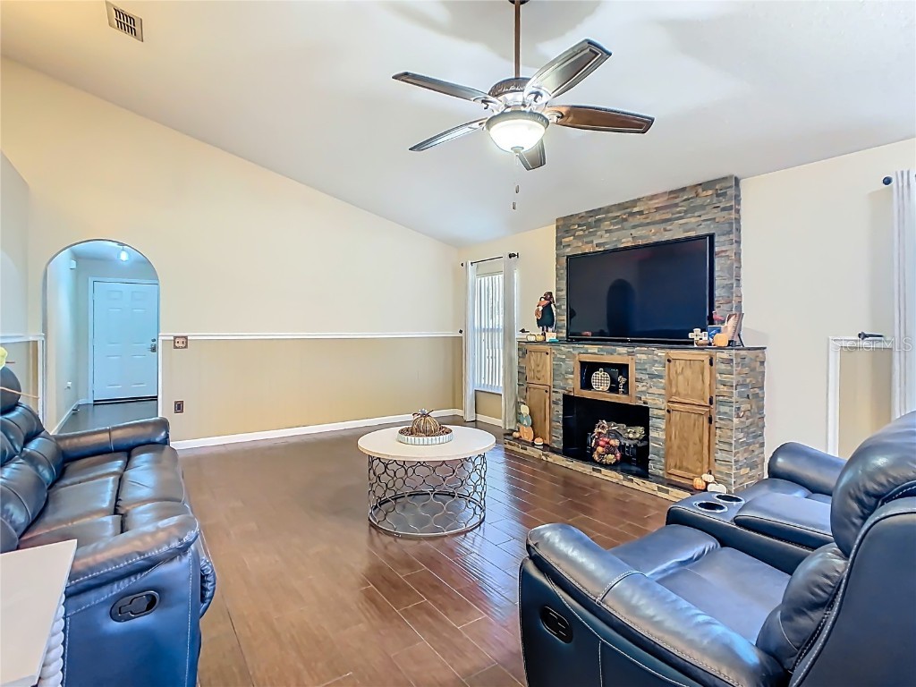 50989 Highway 27 #400 Davenport FL 33897 P4937048 image12