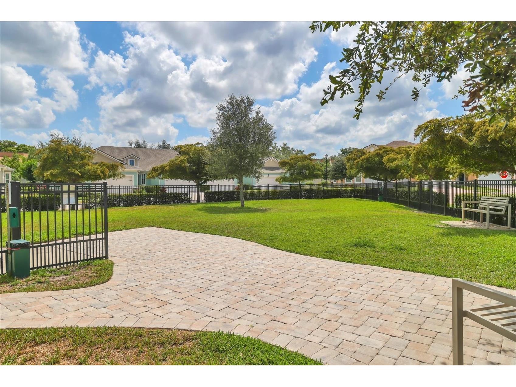 5099 Flag Street Sarasota FL 34232 A4680473 image37
