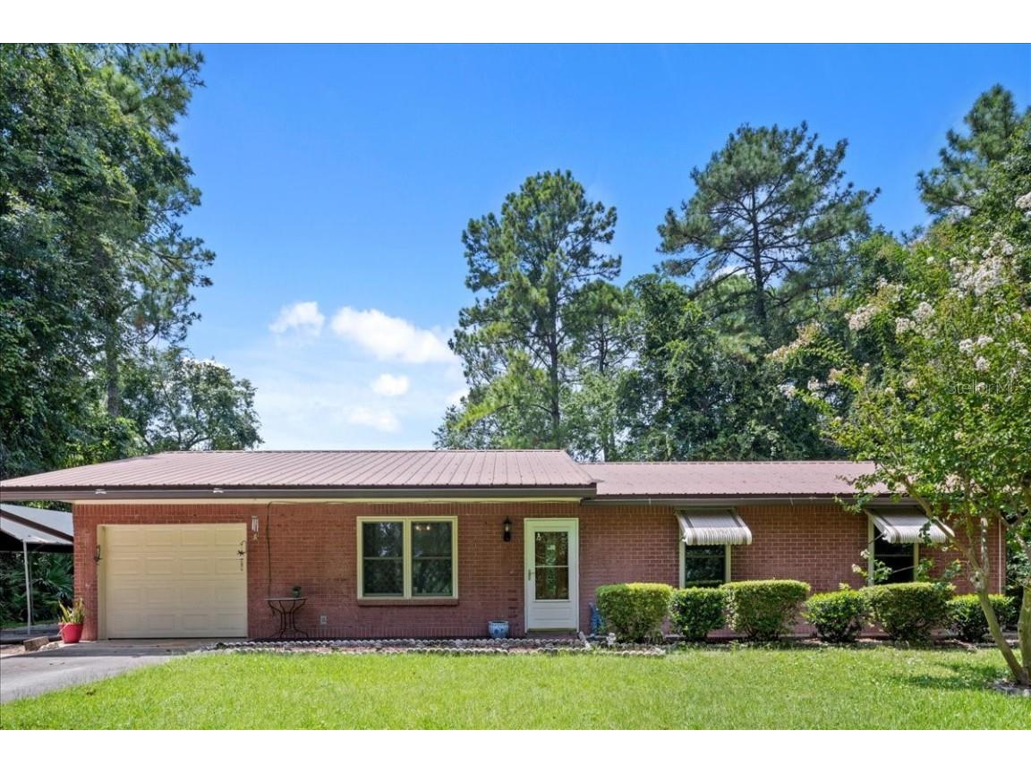 51 Bitterroot Avenue Middleburg FL 32068 W7857318 image1