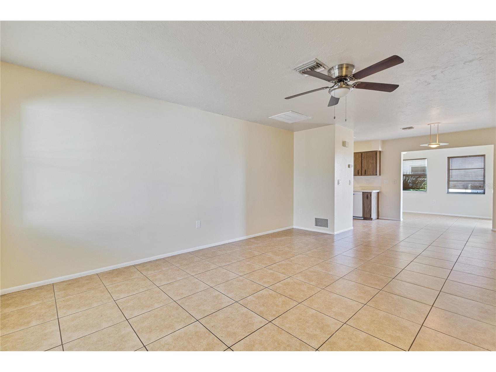 51 Boundary Boulevard #B Rotonda West FL 33947 C7519532 image4